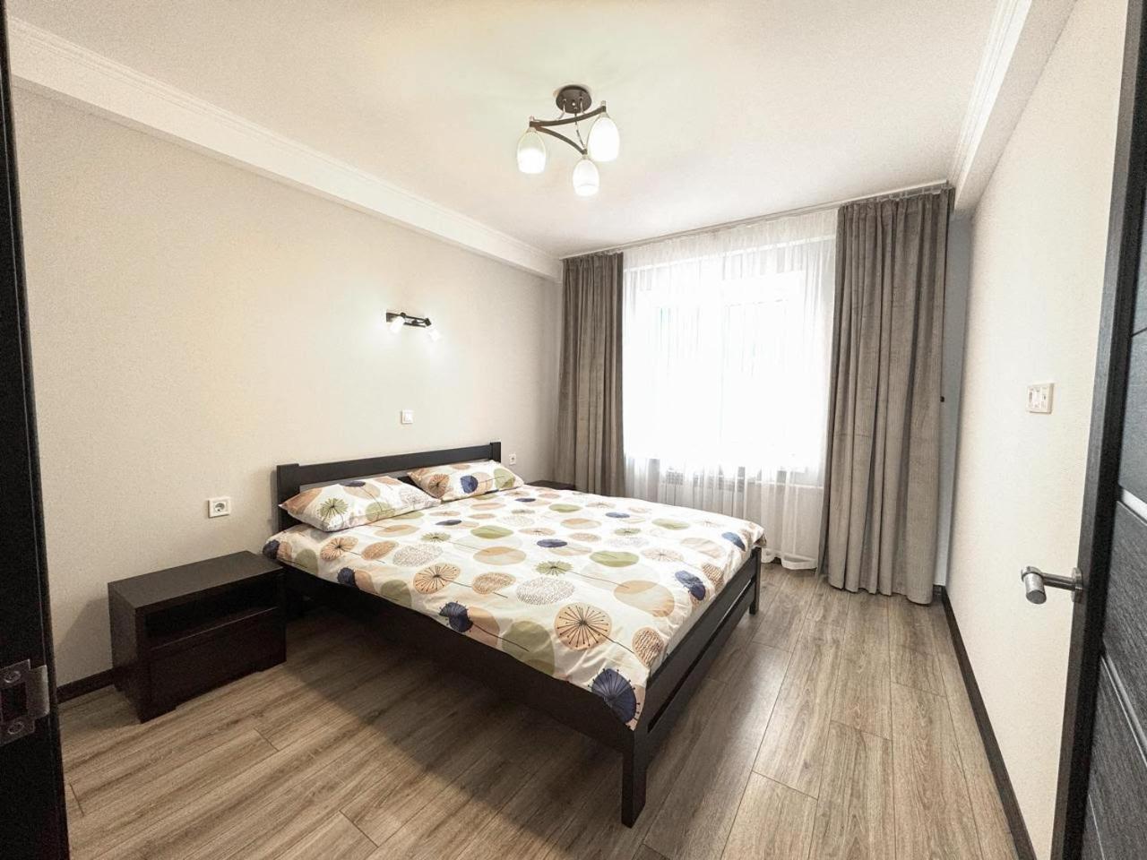 Artal Apartment On Obolonskyi Avenue 16A, 2 Bedroom Kiev Exteriör bild