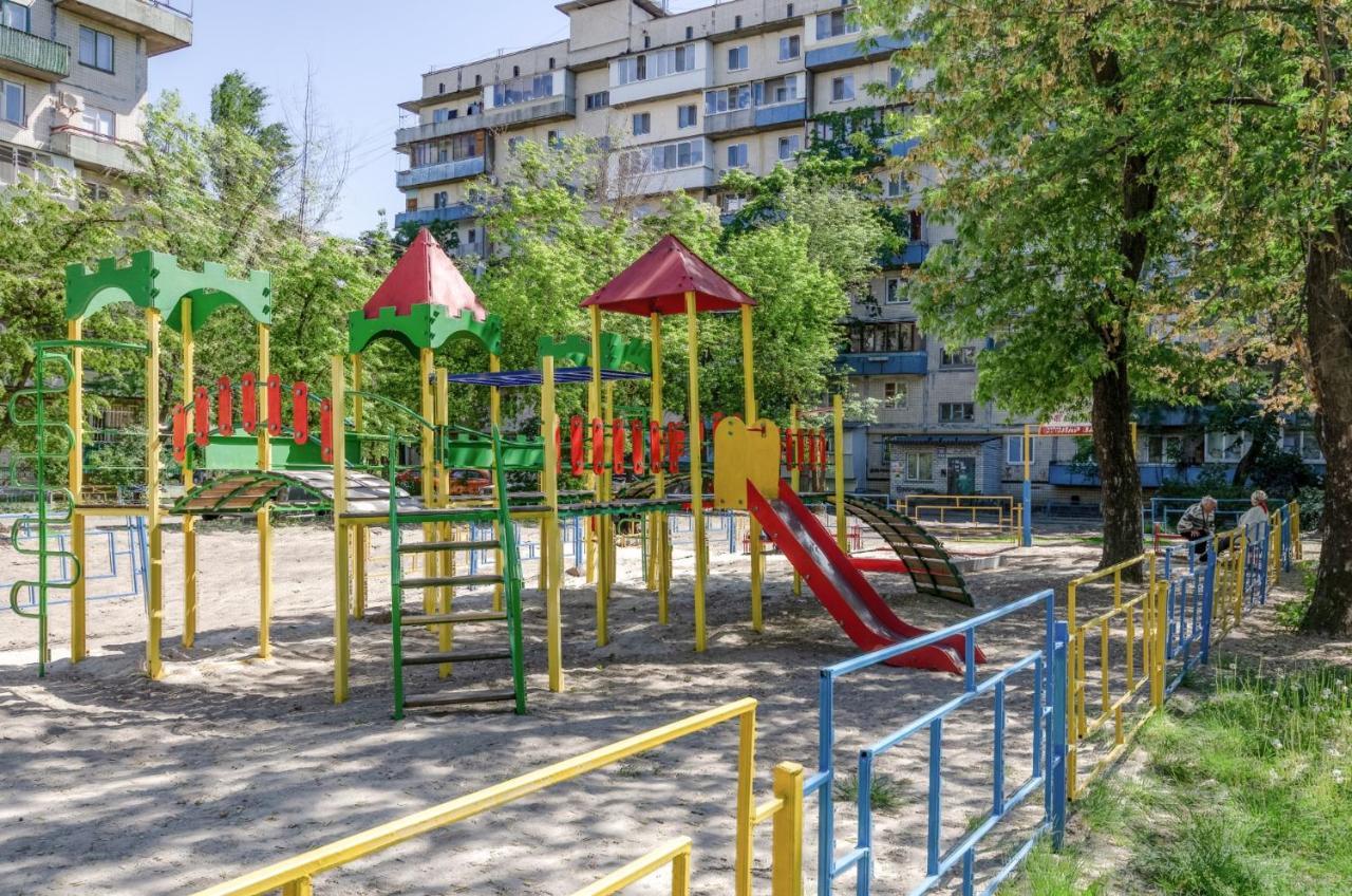 Artal Apartment On Obolonskyi Avenue 16A, 2 Bedroom Kiev Exteriör bild